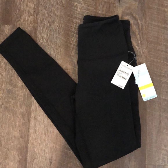 Zella Pants - 🆕NWT-SOLD OUT- Zella Live-In Black Leggings- XS